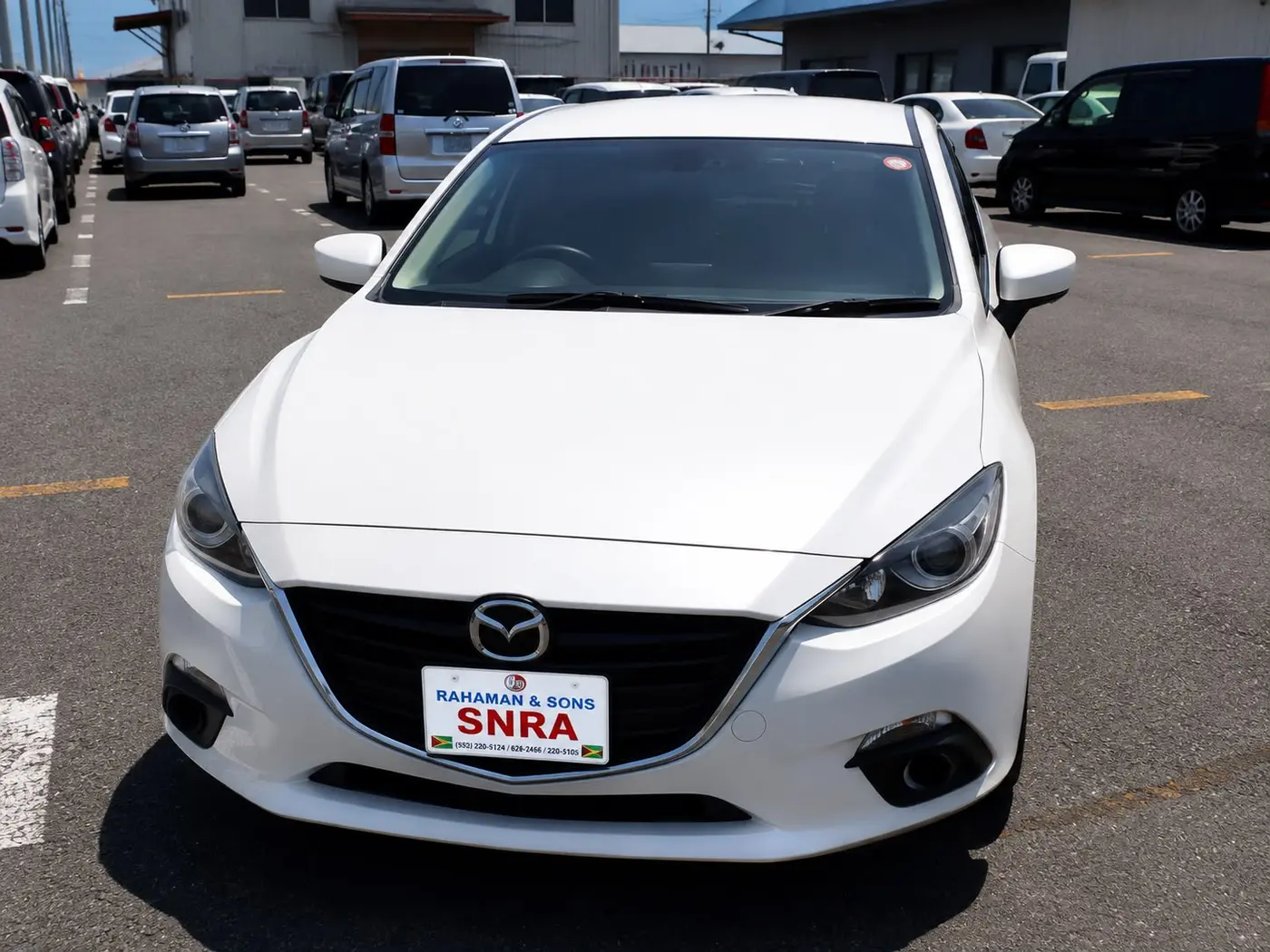 2014 Mazda Axela Sport, white — photo 1 of 4