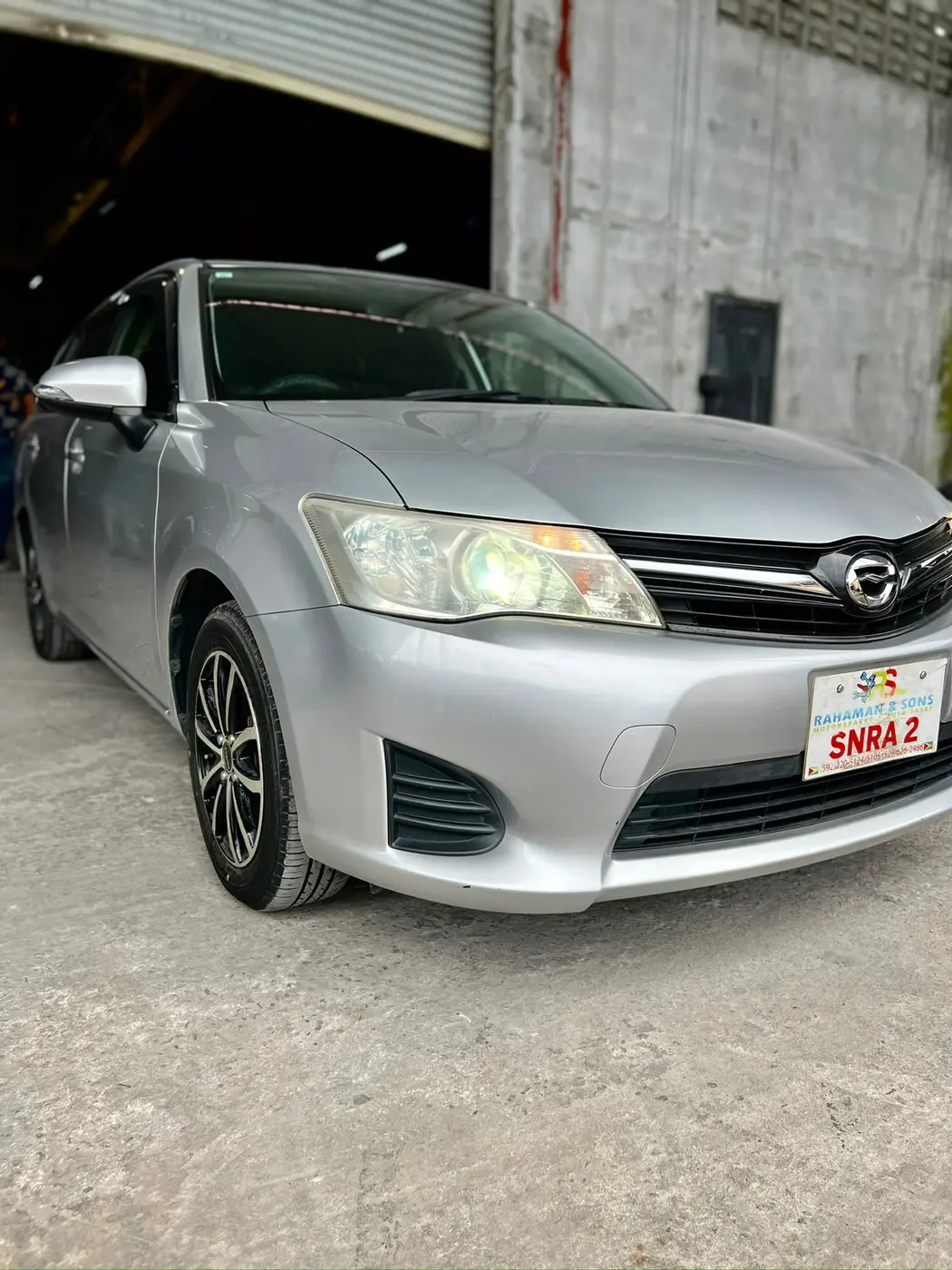 2013 Toyota Fielder G (Aerotourer), silver — photo 1 of 1