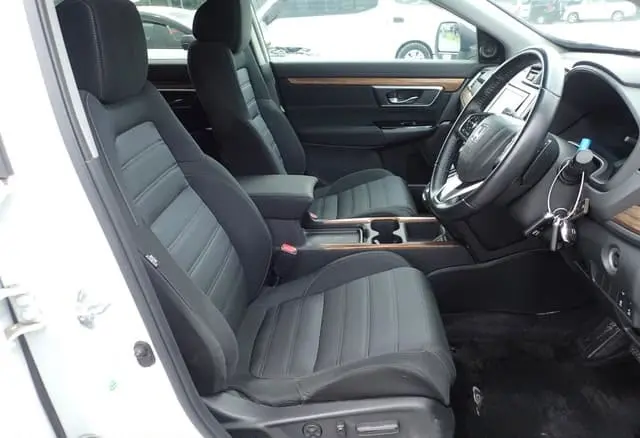 2018 Honda CR-V, white — photo 4 of 4