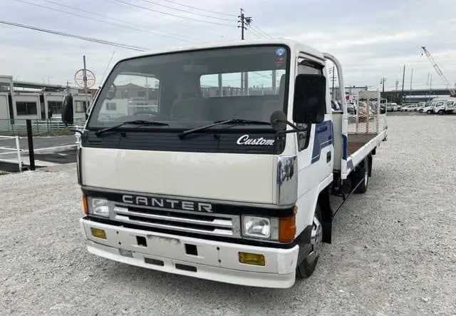 2015 Mitsubishi Canter Carrier, white — photo 4 of 4