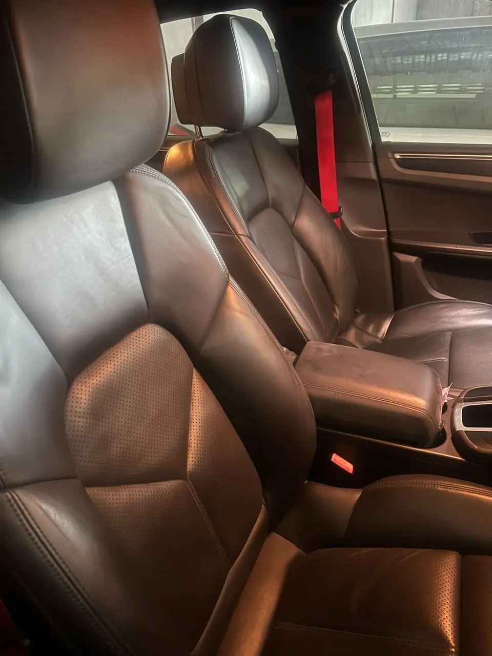 2014 Porsche Macan, gray — photo 4 of 4