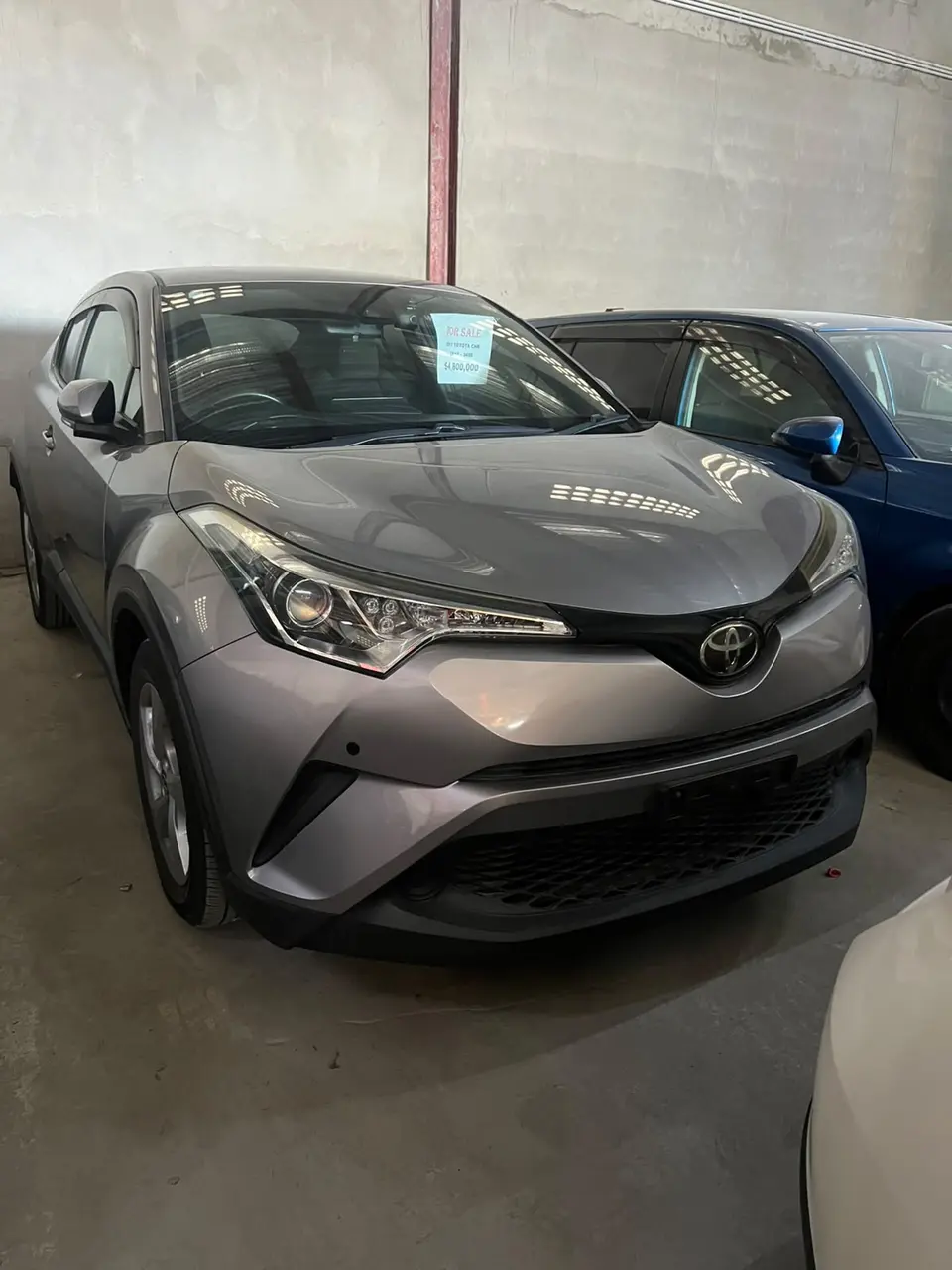 2017 Toyota C-HR, silver — photo 1 of 4