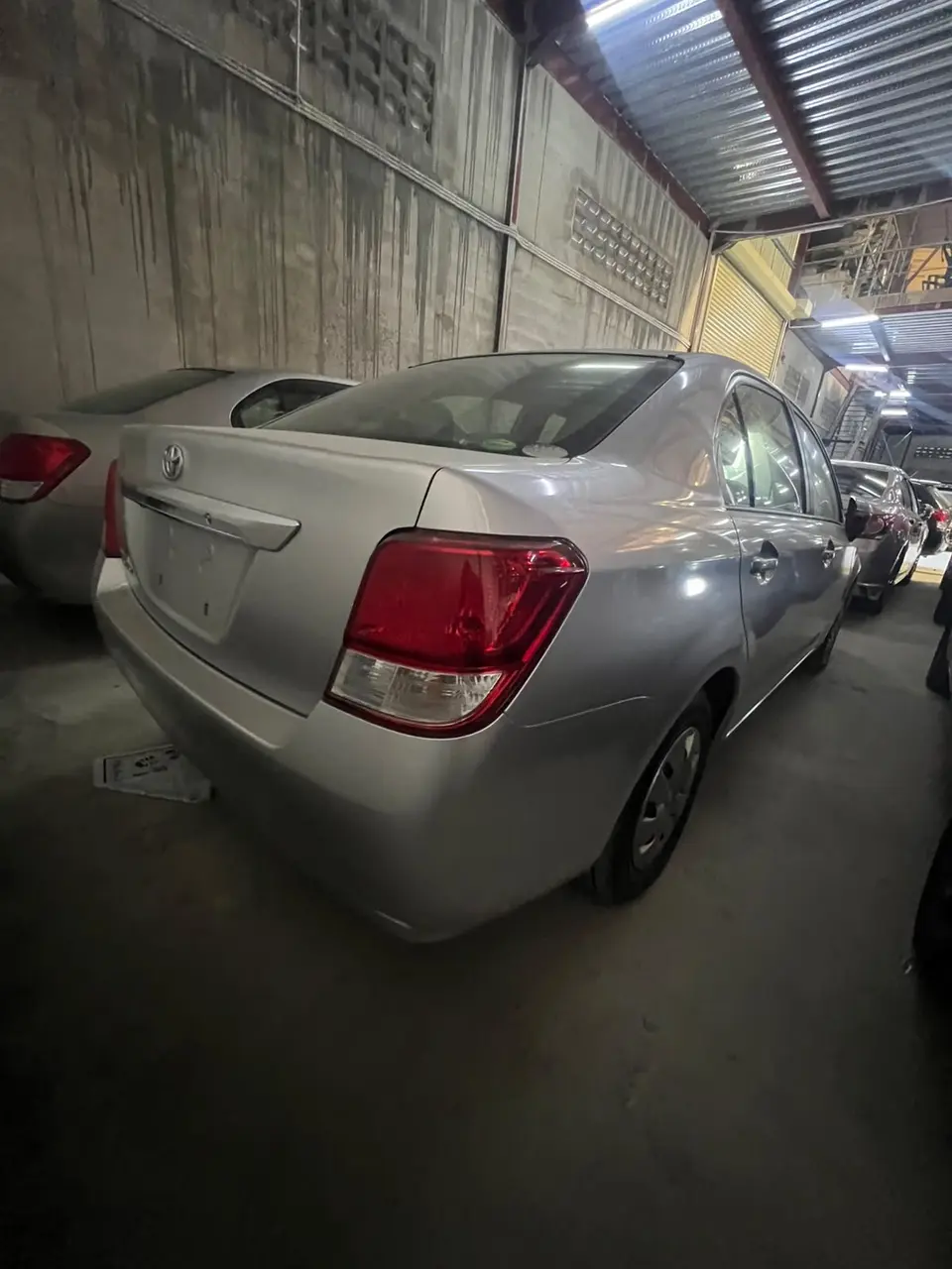 2012 Toyota Corolla Axio, silver — photo 2 of 4