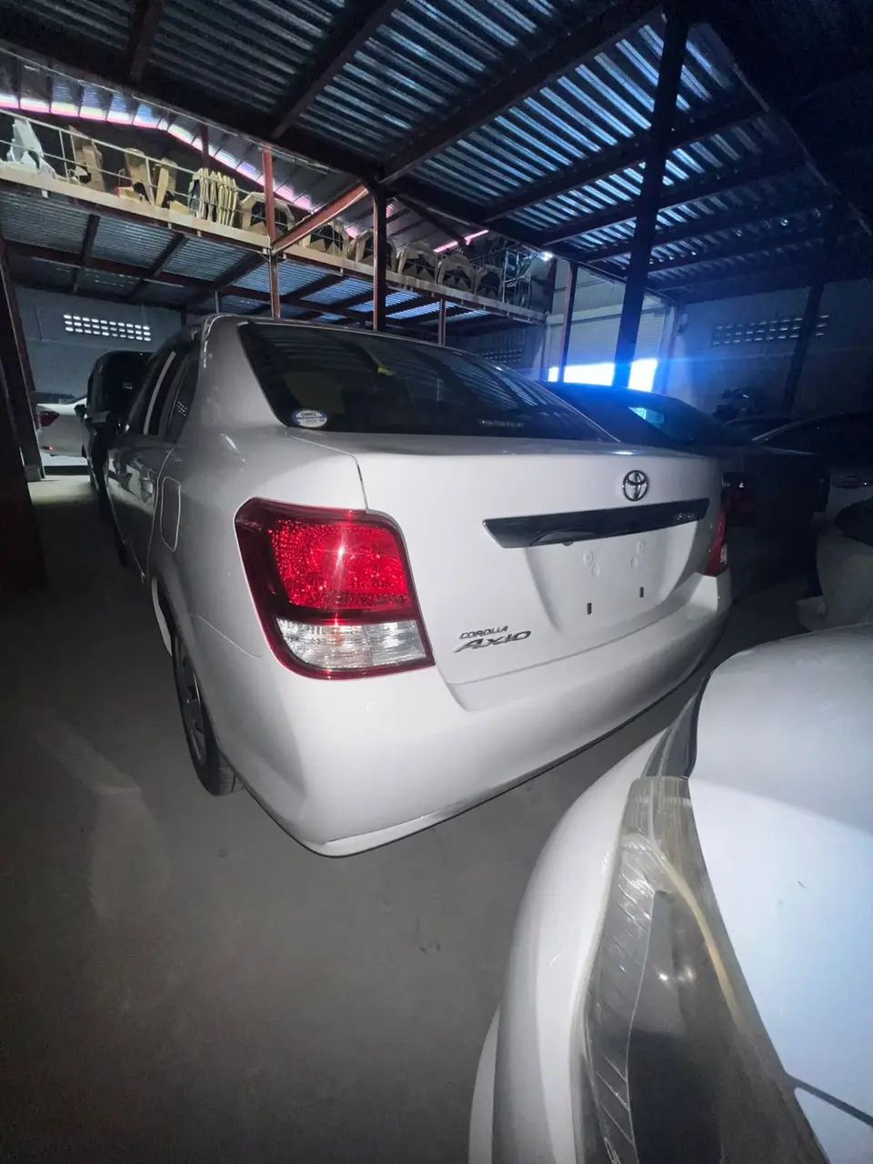 2013 Toyota Corolla Axio, white — photo 2 of 4