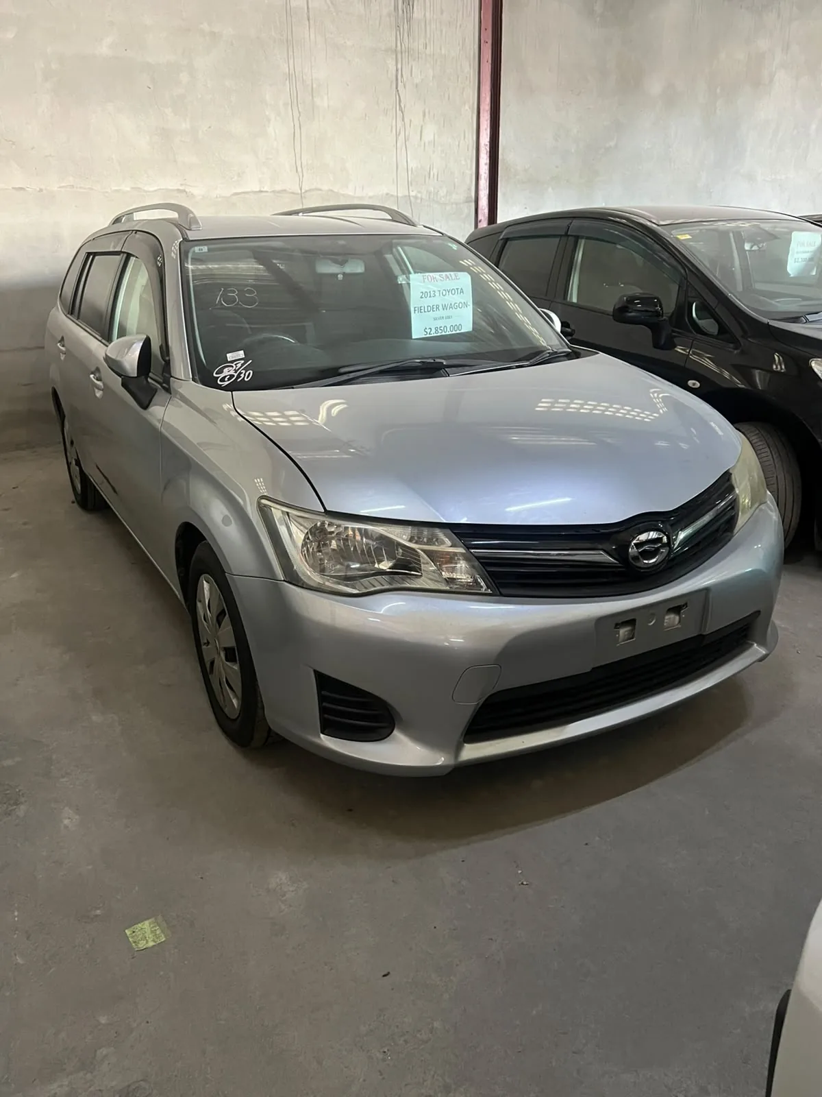 2013 Toyota Corolla Fielder, silver — photo 1 of 4