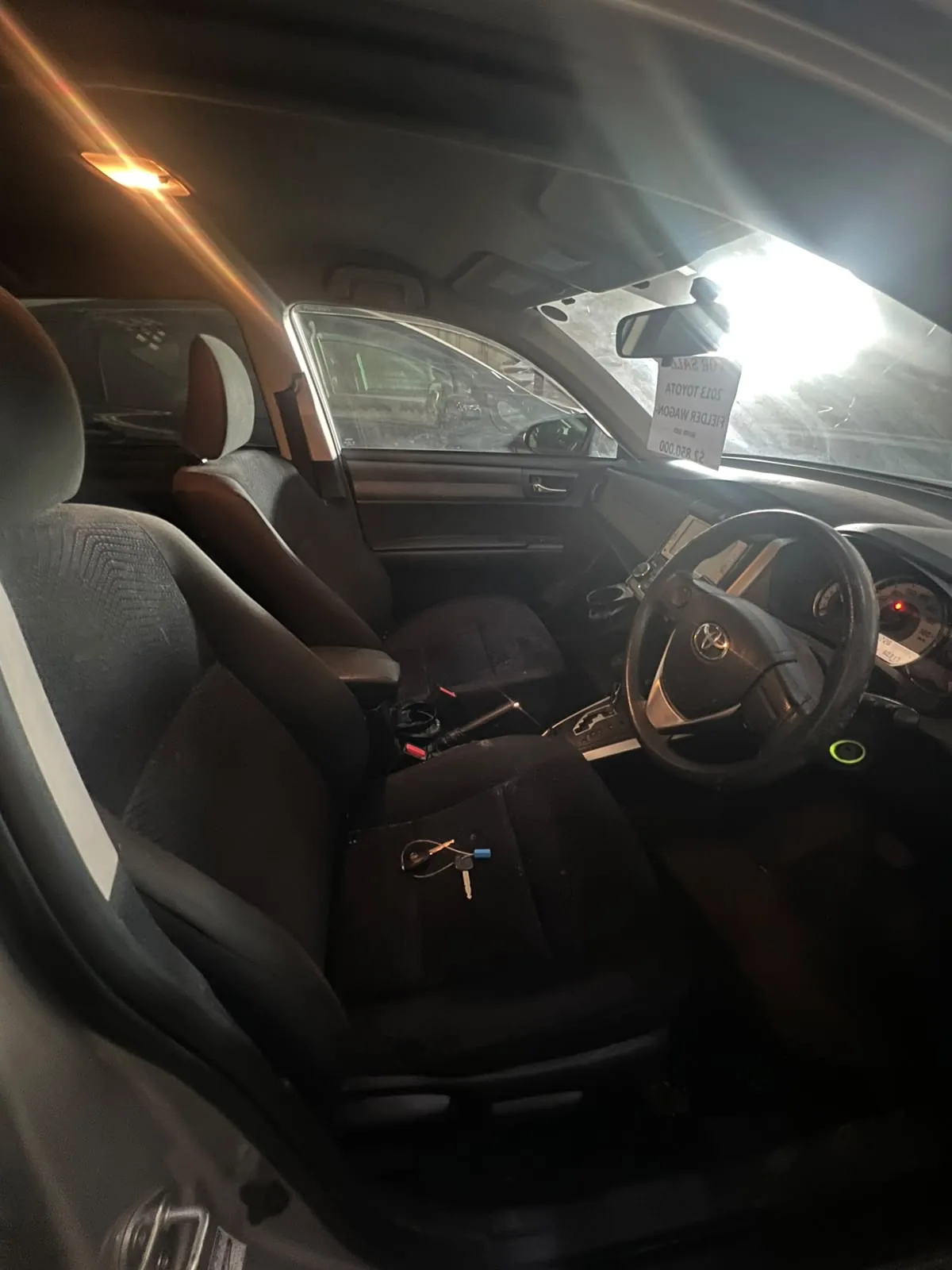 2013 Toyota Corolla Fielder, silver — photo 3 of 4