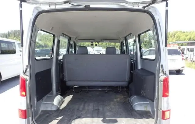 2015 Toyota Townace Van, silver — photo 3 of 4
